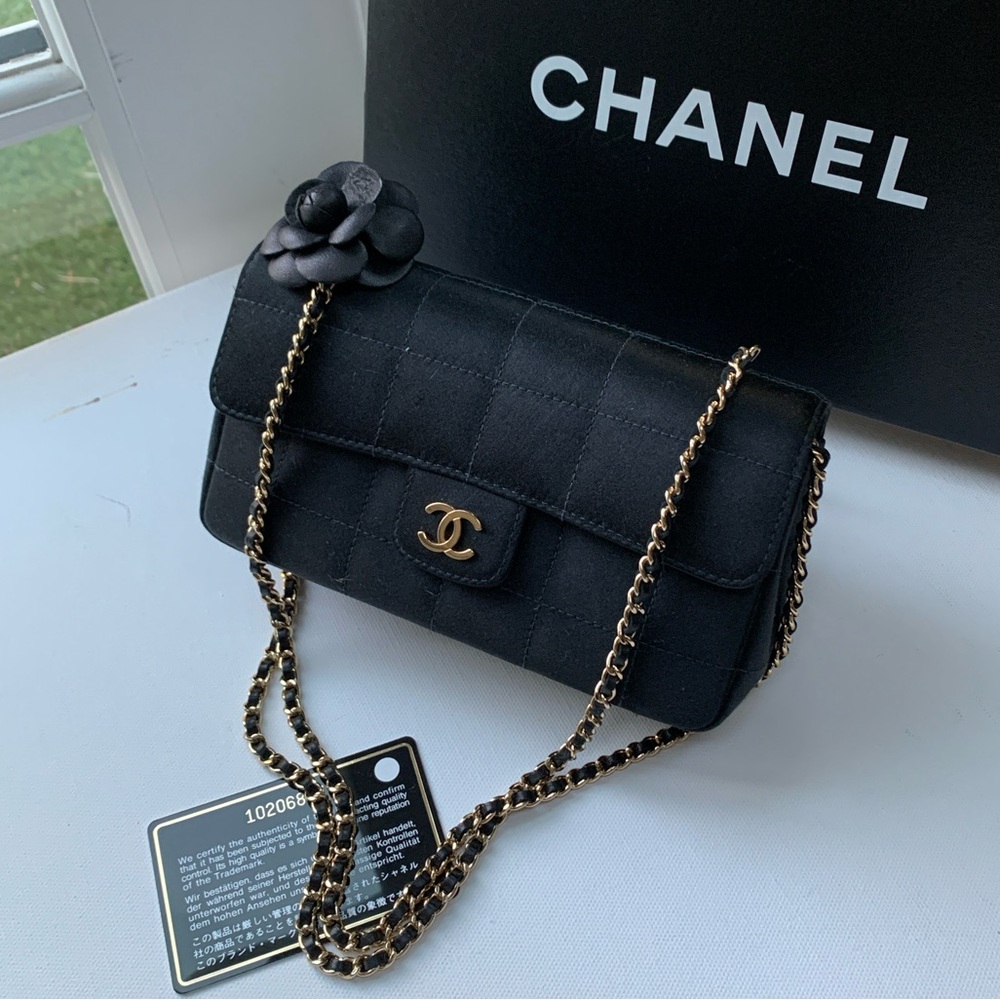 CHANEL Iconic Y2k Quilted Camellia Flap Bag Black Vegan Satin CC Gold Chain HW - Picture 12 of 15